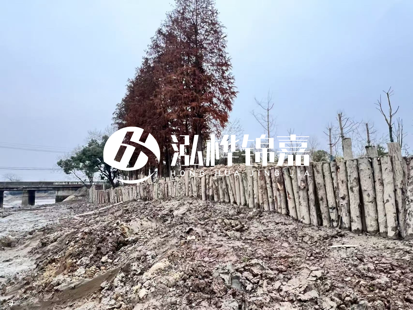 平?jīng)鐾跈C(jī)打木樁專(zhuān)業(yè)施工-松木樁工程量怎么計(jì)算的？